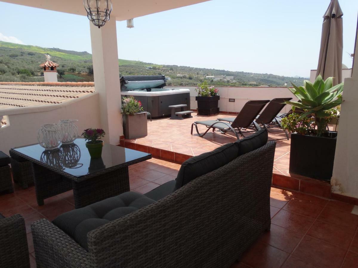 B&B Villa Deseada Periana Exteriör bild